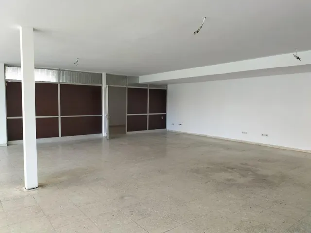 Local en venta de procedencia bancaria — 16