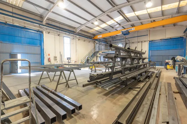 ¡Oportunidad única en Cijuela! Nave industrial lista para empezar a trabajar desde el primer día — 4