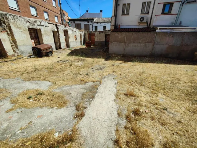 TERRENO EN ZONA CENTRO - foto 2