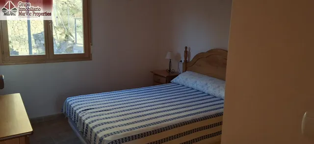 CASA DE DOS PLANTAS EN SELLA CON BUARDILLA — 8
