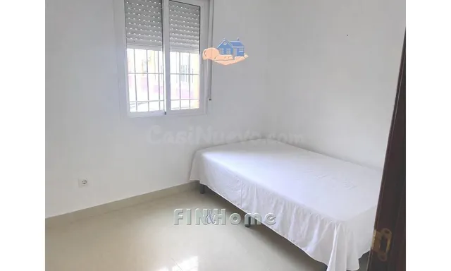 Piso en alquiler para estudiantes en Triana – 3 dormitorios  - foto 4