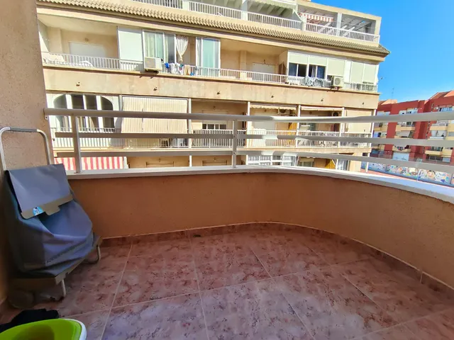 Apartamento como nuevo 2 dormitorios con garaje — 11