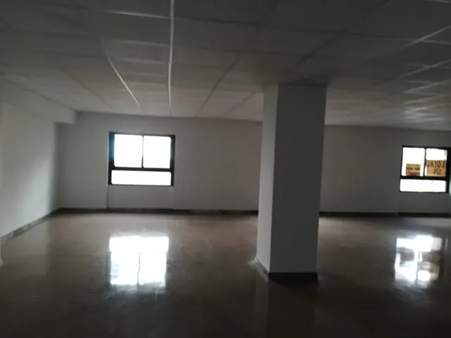 Venta y alquiler magnifico entresuelo 190m2, Av. Principal — 3