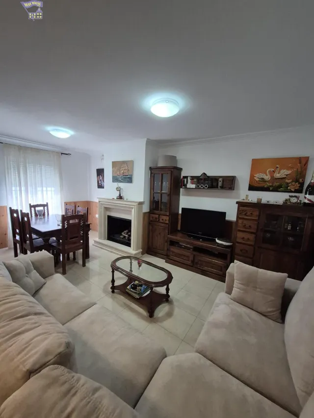 SE VENDE CASA EN ZONA CENTRO — 4