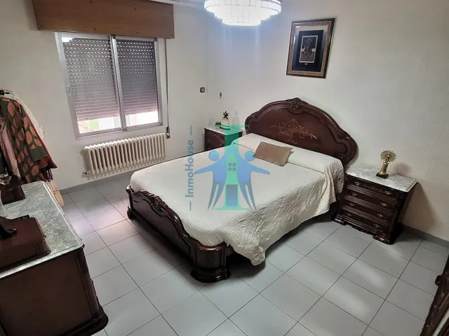 Se vende piso en ensanche-franciscanos — 10