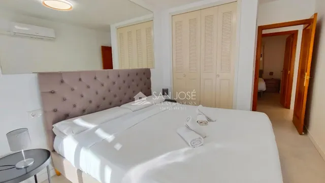 VENTA DE PISO REFORMADO EN ARENALES DEL SOL CON LICENCIA TURÍSTICA — 3