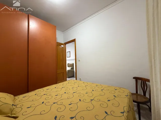 Casa de pueblo en Beniarjó con 3 dormitorios, terraza y mucho encanto. — 18