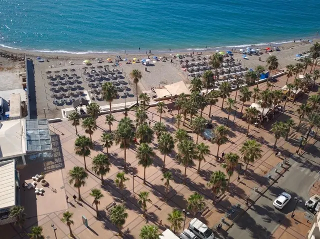 Fantástico estudio con vistas panorámicas al mar en primera  - foto 4