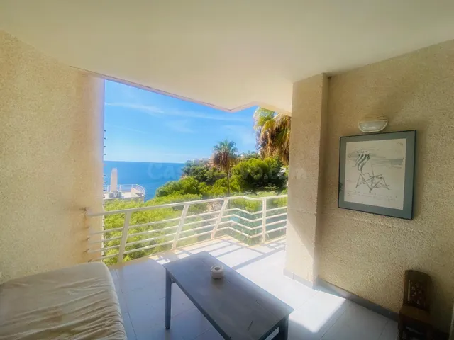 Elegante ático dúplex con amplia terraza y espectaculares vi - foto 2