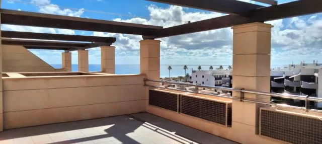 Apartamento 2 Dormitorios y 2 Baños gran terraza con vistas  1ª linea Piscina garaje y trastero — 38