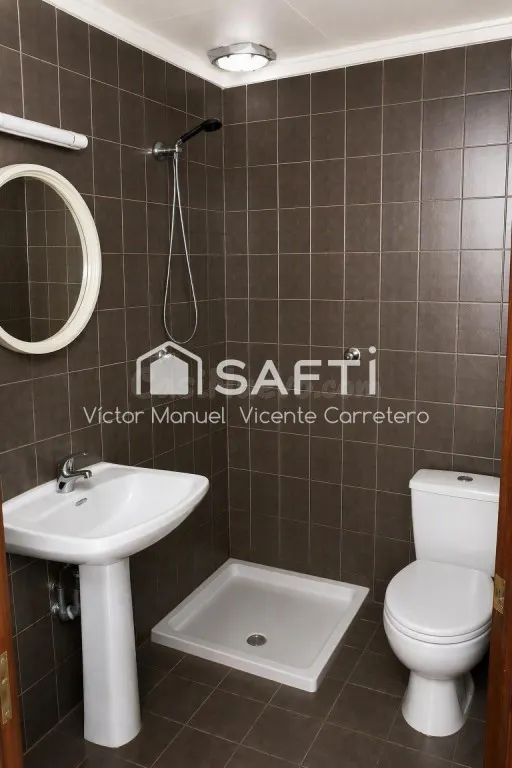 Local comercial a 1 minuto del paseo marítimo - foto 4