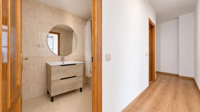 Oportunidad Única en Villablanca: Piso de Tres Dormitorios con garaje y muchísima luz — 6