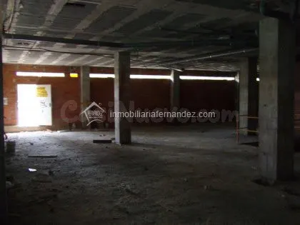 Local comercial 690m² en alquiler - PERU - foto 3