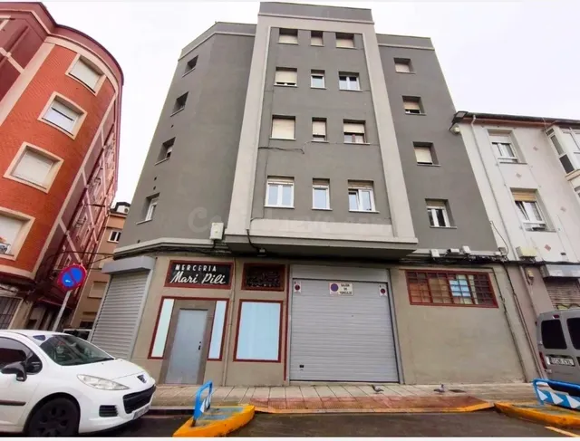 Local esquinero en Cisneros, actualmente con Vado, 2 puertas - foto 2