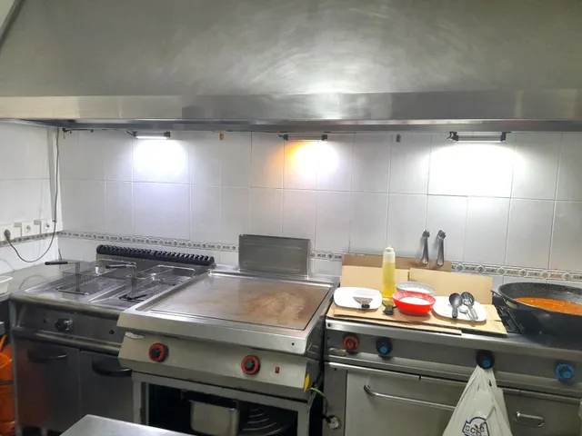Bar en alquiler o traspaso en Trigueros (Huelva) con amplia terraza — 8