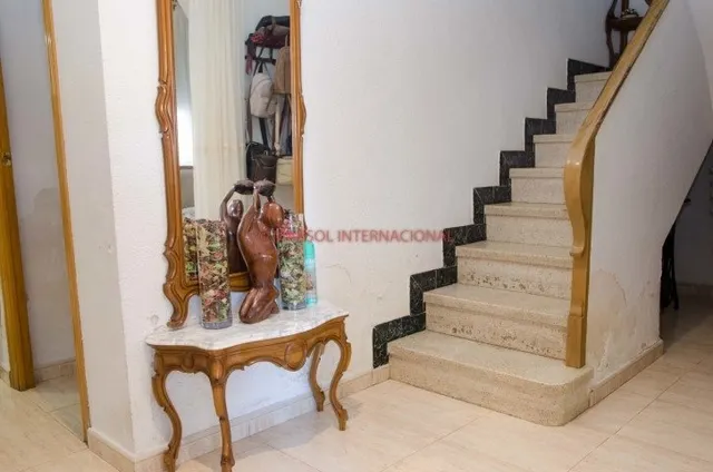 CASA EN LAS MONSERRATINAS, ORIHUELA — 5