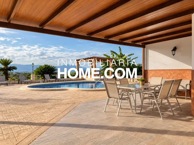 Villa independiente en una sola planta con piscina privada, jardín y licencia turística en Alhaurín de la Torre — 12