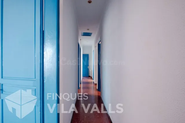 Casa de pueblo muy céntrica con gran local en semi-sótano - foto 5