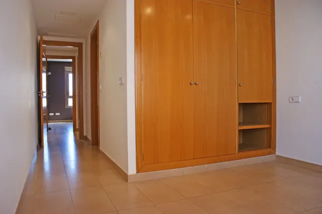 Piso en venta de cuatro habitaciones, zona Plaza Patines Palma — 10