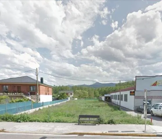Venta de terreno urbano en Ponferrada