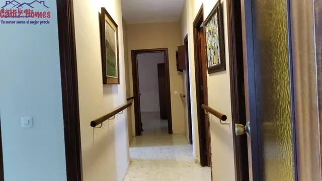 AMPLIA VIVIENDA SEÑORIAL ZONA BAHIA BLANCA — 11