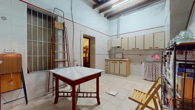 VIVIENDA UNIFAMILIAR CENTRICA — 31