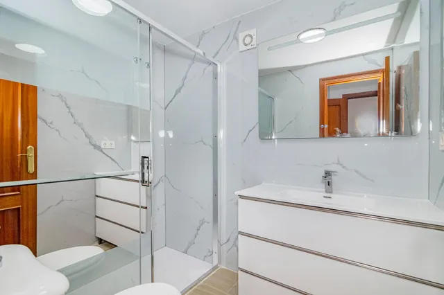 APARTAMENTO A 150 METROS DE LA PLAYA CON VISTAS AL MAR !!!!!!!!!! — 6