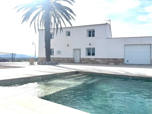 Casa-Chalet en Alquiler en Albox Almería - foto 3