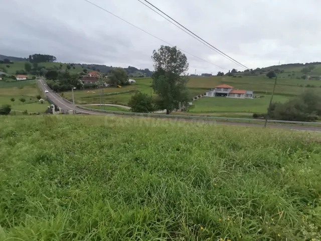 Terreno urbano en Sobarzo — 2