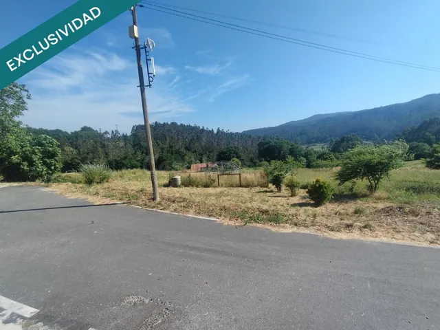 Parcelas urbanas en venta en Rois - foto 2