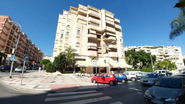 LOCAL EN EL CENTRO DE TORREMOLINOS — 14