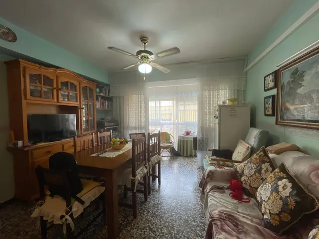 Apartamento de esquina, totalmente exterior y con terraza cerrada en Guardamar del Segura — 8
