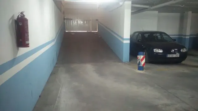 PLAZA DE GARAJE EN LA ZONA DEL COLEGIO PRINCIPE DE ASTURIAS — 3