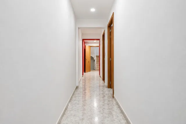 Casa en Reus con garaje para 4 coches, terraza y barbacoa — 45