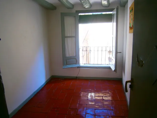 CASA DE 3 PLANTAS EN TAFALLA — 14