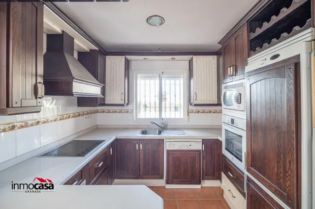 Vivienda unifamiliar  en urbanizacion "Cortijo de la Loma" amueblada y lista para entrar a vivir — 11