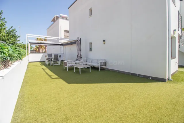 APARTAMENTO DE 2 DORMITORIOS 2 BAÑOS EN PILAR DE HORADADA — 33