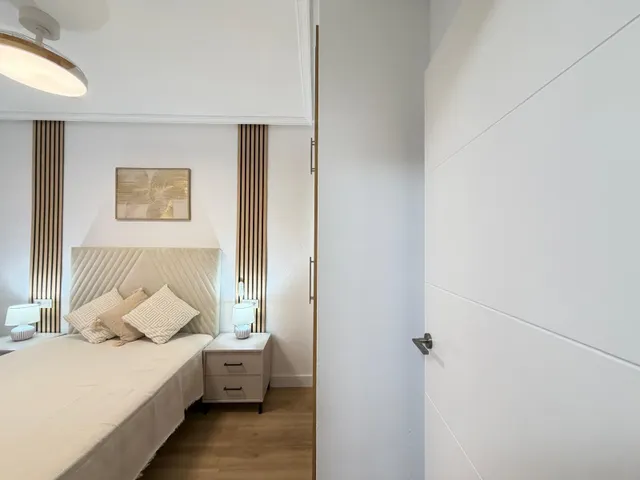 REFORMADO APARTAMENTO A 250 METROS DE PLAYA DE LOS LOCOS CON 1 DORM. Y CON SUPERFICIE DE 44 M2. — 13
