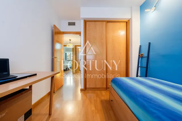 Dúplex en venta Calle Teresa de Calcuta, Reus. — 20