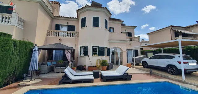 CHALET PAREADO PUIG DE ROS (LLUCMAJOR)