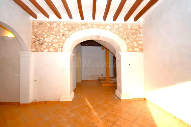 Casa con proyecto aprobado con garaje cerca del Passeig de S