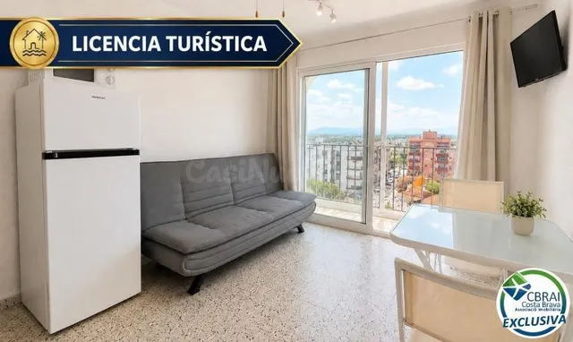 Estudio en Delta Muga Con Licencia Turistica y Parking – Emp