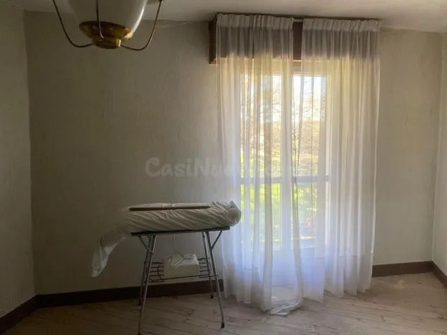 CASA CON FINCA EN BAÑOS DE MOLGAS - foto 4