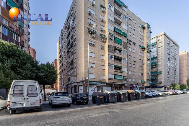 OPORTUNIDAD!! LOCAL EN AVENIDA AMERICA — 16