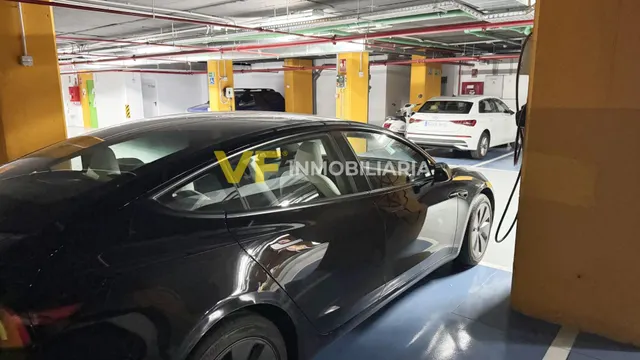 ¡Comodidad, seguridad y carga eléctrica en una sola plaza! — 13