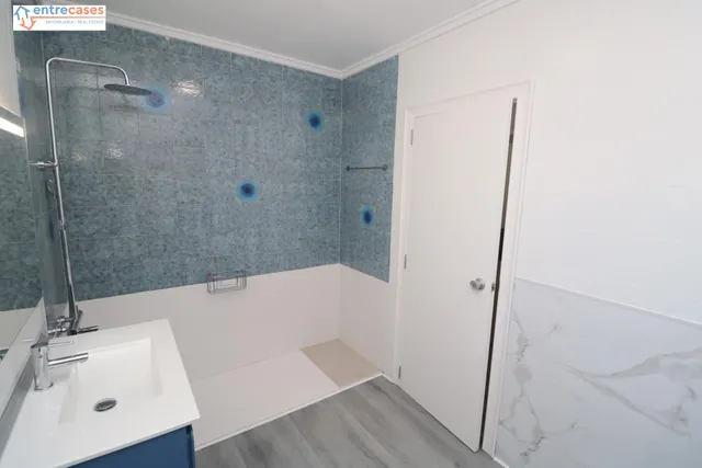 Piso reformado con garaje en venta en Sagunto – barrio de santa ana. 3º piso sin ascensor. — 23