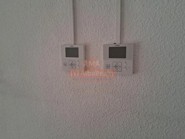 EN VENTA O ALQUILER ESPECTACULAR LOCAL EN ZONA INDUSTRIA — 28