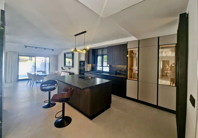 Chalet 5 habitaciones 390m² en venta - Marbella — 38