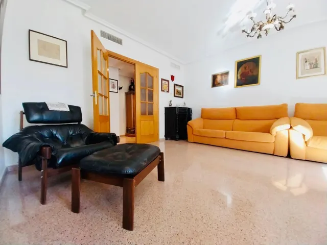 Piso de gran tamaño y excelentes calidades en pleno centro de Almoradí. — 4