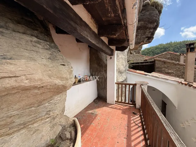 Rupit | Can Banús, casa catalogada de piedra en el corazón d - foto 2